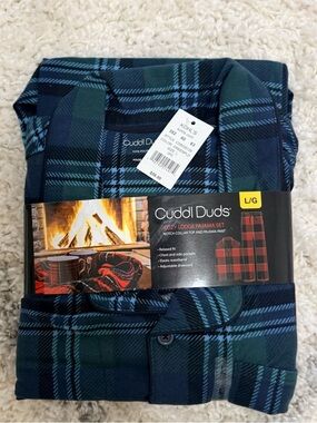 Cuddl Duds Blue and Green Plaid Cozy Pajama Set Adult